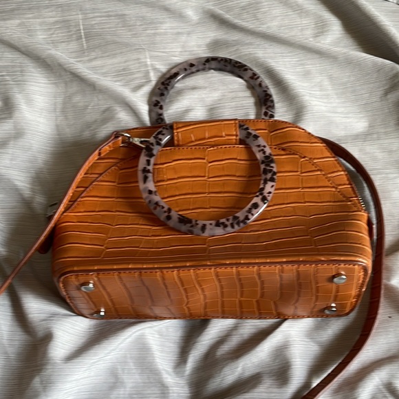 Zara cross body purse in faux crocodile with tortoise shell handles - Picture 5 of 6